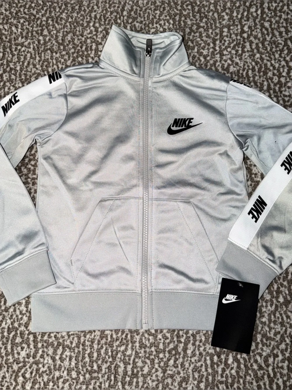 Toddler Nike bundle - Picture 2 of 7
